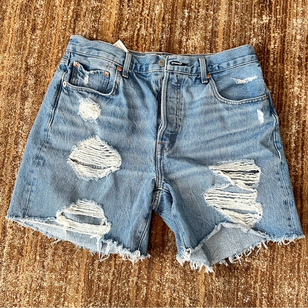 New Levi’s 501 longer length shorts